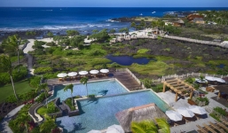 Chiêm ngưỡng câu lạc bộ ở Hawaii dành riêng cho giới siêu giàu