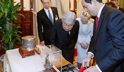 Chủ tịch nước tặng Nhật hoàng phiên bản Bảo vật quốc gia từ thời Lý