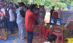 3 học sinh nghèo thương vong sau khi ăn cháo có trứng cóc