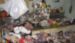 Hy hữu người đàn ông bị 6 tấn tạp khiêu dâm đè chết