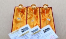 Đại gia Quảng Ninh chi gần 1 tỷ mua hồng đúc vàng tặng vợ ngày 8/3