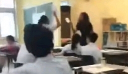 Giáo viên và học sinh cãi nhau ầm ĩ trong lớp học