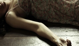 Người phụ nữ tử vong tại nhà riêng nghi bị chồng bắn