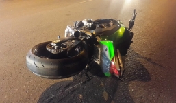 Phân khối lớn tông Exciter, nam thanh niên gãy lìa chân