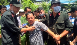 Vụ Trưởng phòng Tư pháp bị cấp dưới đâm nguy kịch, nghi can có dấu hiệu tâm thần