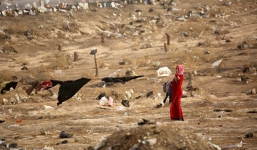 Phát hiện mộ chôn tập thể hàng trăm người