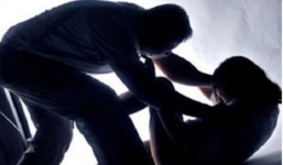 Nữ giáo viên mang bầu bị chồng sát hại trong đêm