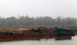 Đình chỉ công tác 3 thanh tra giao thông vụ khai thác cát ở Bắc Ninh