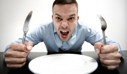 Những thực phẩm không được phép ăn khi đói