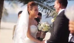 Đám cưới của tỷ phú Canada với 'nàng lọ lem' Ninh Bình gây sốt dân mạng