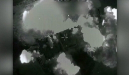 Video: B-52 Mỹ oanh tạc khách sạn 4 sao bị IS chiếm đóng