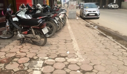 Nguyên Thứ trưởng Bộ Xây dựng chỉ rõ 'điều hơi ngược' trên vỉa hè Hà Nội