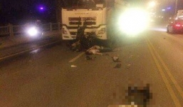 Đầu trần tông thẳng vào xe bồn, 3 thanh niên đi xe máy chết tại chỗ