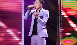 Quang Lê phấn khích song ca với thí sinh hát Bolero bằng tiếng Khmer