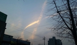 Đám mây kỳ lạ xuất hiện khi trục vớt phà Sewol 