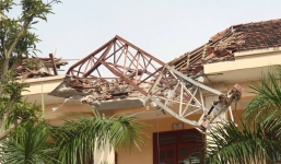 Tin mới về vụ cần cẩu đè chết học sinh: Khởi tố bị can