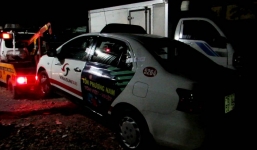 Phát hiện người đàn ông chết gục trong taxi giữa Sài Gòn