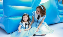 Elly Trần gây xôn xao khi đưa con đi chơi