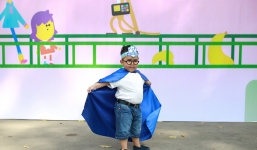 Biểu cảm không thể không yêu của 'hiện tượng nhí' Ku Tin 