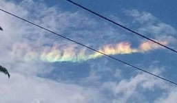 Hy hữu cảnh cầu vồng lửa rực sáng trên bầu trời khiến dân Peru lo sợ