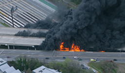 Video: Cao tốc Mỹ đổ sập vì hỏa hoạn dữ dội