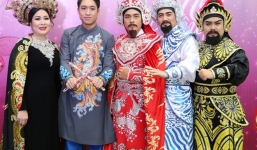 Hồng Vân xem NSƯT Thanh Nga biểu diễn ngay trước khi bà bị ám sát