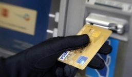 Tội phạm mạng chỉ mất vài giây để lấy sạch tiền trong cột ATM