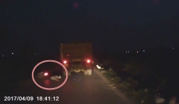 Nam thanh niên vượt ẩu thoát chết hy hữu dưới bánh xe ben