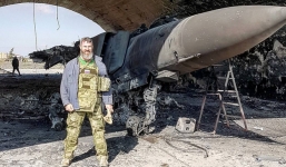 Chỉ đủ sức làm 'trầy da' đường băng Syria: Thực ra Mỹ đã rất sai lầm khi chọn Tomahawk?