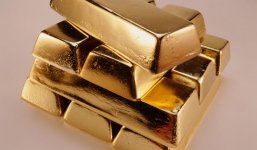 Tìm thấy 25 kg vàng thỏi trong chiếc xe tăng cũ