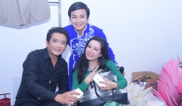 Dàn nghệ sĩ tất bật cho đêm bế mạc Festival Đờn ca tài tử lần II