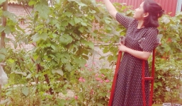 Bị u xương khổng lồ, cuộc sống thu bé lại chỉ bằng chiếc nạng gỗ, cô gái này vẫn chưa một ngày quên cười