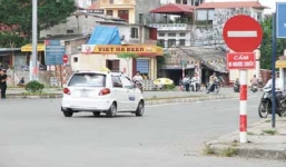 Ôtô lùi trên đường một chiều có bị phạt không?