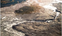 Sông dài 24 km tồn tại 300 năm ở Canada biến mất chỉ trong 4 ngày