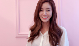 Nhan sắc tuổi 50 của Hoa hậu Hàn Quốc 1988 khiến khán giả ngưỡng mộ