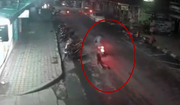 Quyết không buông tay, cô gái trẻ bị kẻ giật túi xách kéo lê cả đoạn