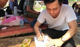 Trưởng ban Tuyên giáo Huyện ủy nói gì sau khi được dân Đồng Tâm trao thả?