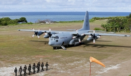 Biển Đông: Trung Quốc cản máy bay chở Bộ trưởng Quốc phòng Philippines