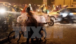 Hà Nội nhiều mây, có mưa rào và dông, nhiệt độ cao nhất 27 độ C