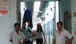 Cụ ông bán vé số chết bất thường trong phòng trọ