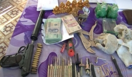 Dùng súng K59 cướp tiệm vàng rồi bắn trả công an khi bị vây bắt