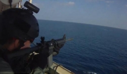Video: Lính đánh thuê Mỹ đấu súng ác liệt với cướp biển