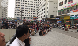 Cô gái rơi từ tầng cao chung cư Linh Đàm xuống đất tử vong