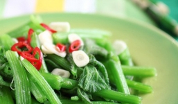 Rau bí đỏ và tác dụng chữa bệnh thần kỳ không thể bỏ qua