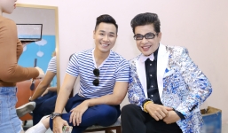 MC Nguyên Khang thân thiết với Thanh Bạch ở Tuyệt đỉnh song ca nhí