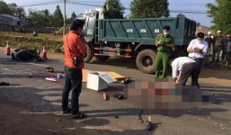 Tại nạn thương tâm: Tông phải chó, vợ chồng tử vong dưới bánh xe tải