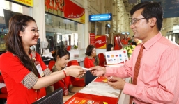 Mượn CMT người khác đi máy bay, hành khách bị cấm bay 6 tháng