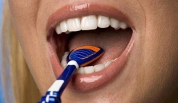 6 tác hại nguy hiểm khi bạn không vệ sinh lưỡi