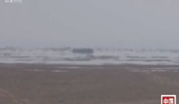 Video: 'Biển ma' xuất hiện giữa sa mạc dưới dãy Hỏa Diệm Sơn 