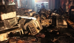 Cháy xưởng, hàng trăm chiếc điều hòa bị thiêu rụi